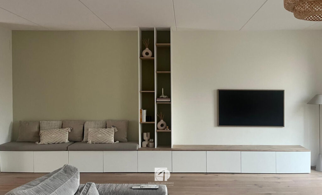 Complete interieurupdate in Heerenveen: indeling, meubelselectie en lichtplan voor een moderne gezinswoning.